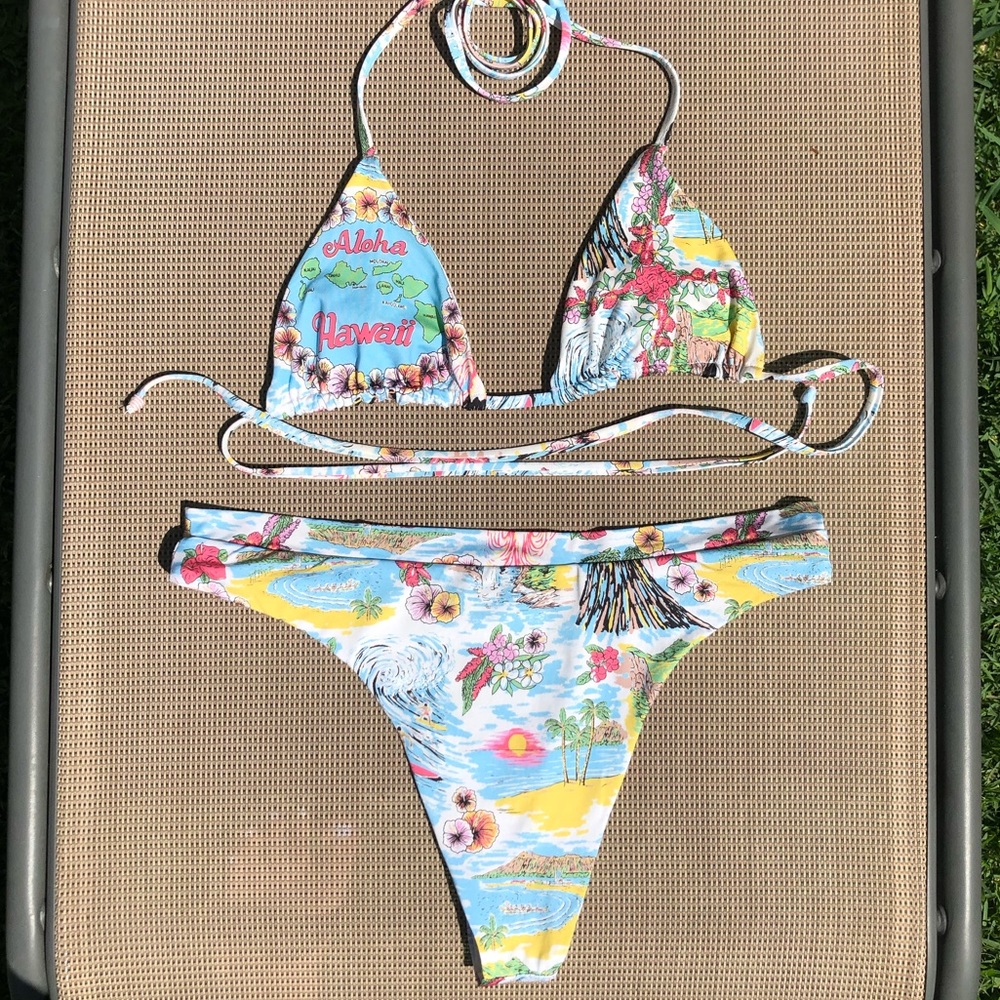 Frankie’s Bikini Set